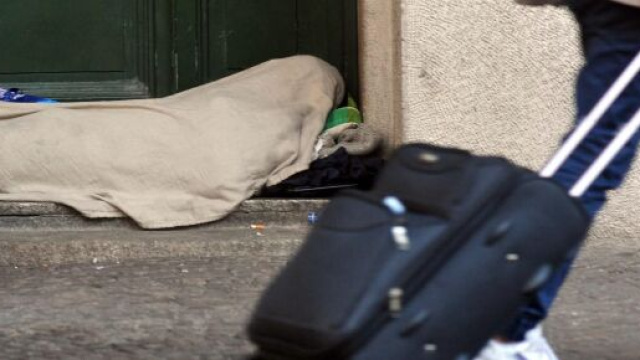 Milano: fa dichiarare morta la sorella, ma lei &egrave; ancora viva.