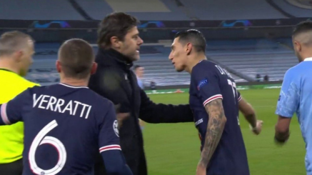 Di Maria furieux contre Fernandinho et l'arbitre du match. (capture vid&eacute;o RMC Sport).