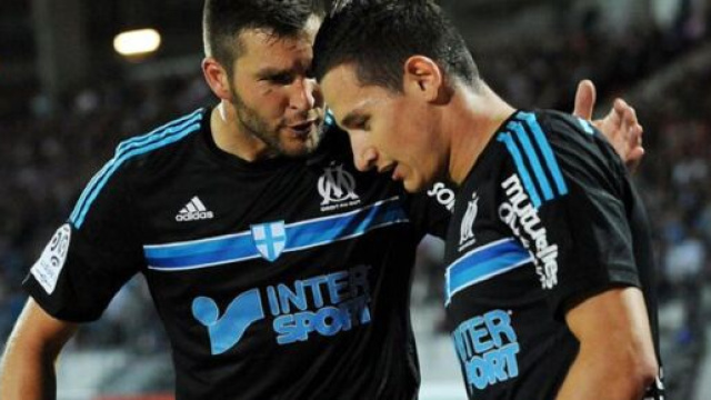 Mercato - OM : Thauvin se rapproche de Gignac (Source : Twitter officiel : @le10sport)