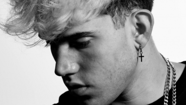 Amici 20, Luca Marzano rilascia il primo album dal titolo 'Aka 7even'.