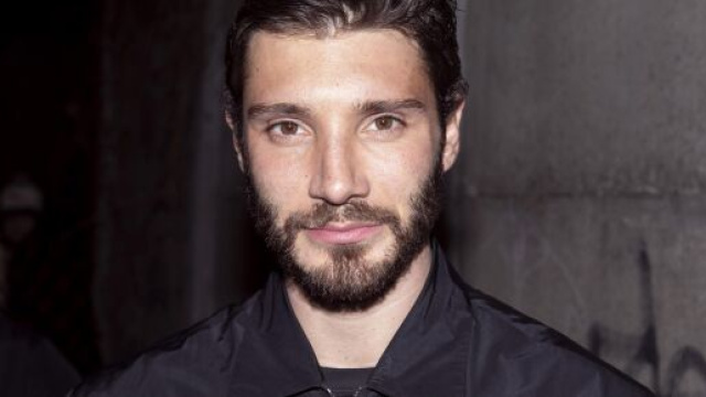 Amici 20, Stefano De Martino balla dietro le quinte.