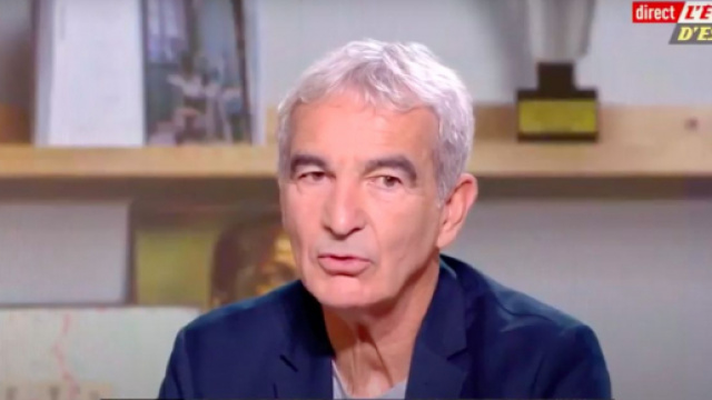 Raymond Domenech tacle Pablo Longoria - Photo capture d'&eacute;cran vid&eacute;o YouTube