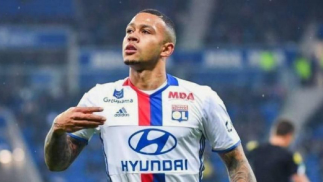 Memphis Depay, punta del Lione.