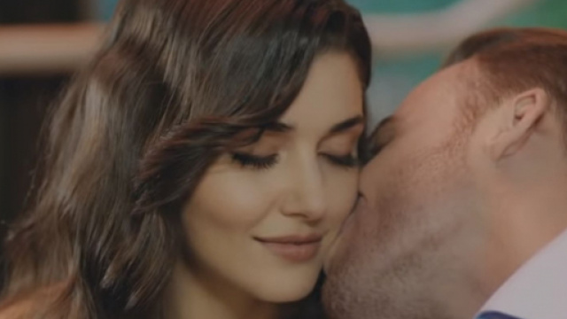 Love is in the air, episodi Turchia: Serkan impone a Selin di scegliere tra lui e Ferit.