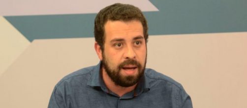 Guilherme Boulos afirma que Bolsonaro investe na pol&iacute;tica de desinforma&ccedil;&atilde;o da popula&ccedil;&atilde;o (Marcello Casal jr/Ag&ecirc;ncia Brasil)