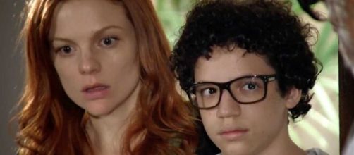 Nanda deixa Francisco com av&ocirc; carrasco em 'A Vida da Gente' (Reprodu&ccedil;&atilde;o/TV Globo)