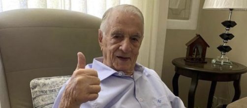 Orlando Drummond, o Seu Peru, recebe alta do hospital (Reprodu&ccedil;&atilde;o/Instagram/@orlandodrummond)