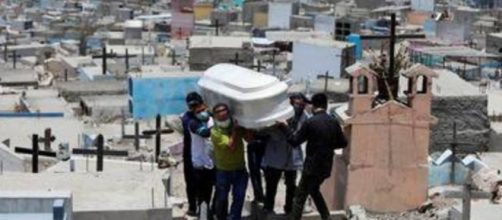 Pa&iacute;s tem mais de 500 mil vidas perdidas por covid-19 (Arquivo Blasting News)