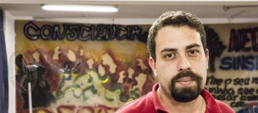 Boulos comemorou 39 anos (Divulga&ccedil;&atilde;o/MTST)