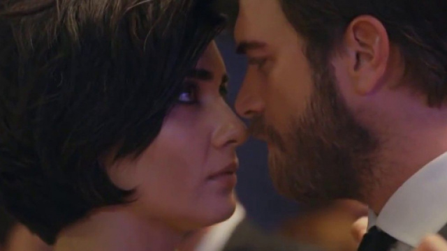 Brave and beautiful: la storia di Cesur e S&uuml;han dal 5 luglio sostituisce Mr Wrong.