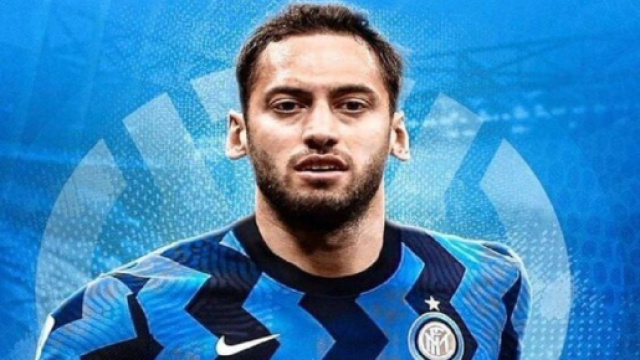 Calhanoglu ha preferito l'Inter al Milan.