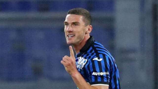 Juventus, Inter e Barcellona su Gosens dell'Atalanta.