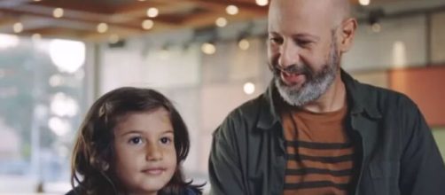 Campanha LGBTQIA+ do Burger King com crian&ccedil;as sofre ataques (Arquivo Blasting News)