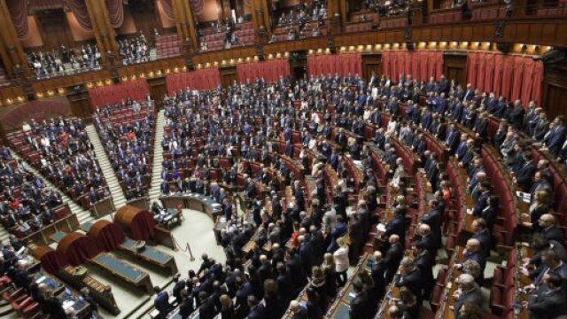 Soldi alla politica, la sfida della trasparenza.