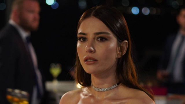 Mr Wrong, &Ouml;zge G&uuml;rel testimonial in Italia: sarebbero in corso trattative con dei brand.