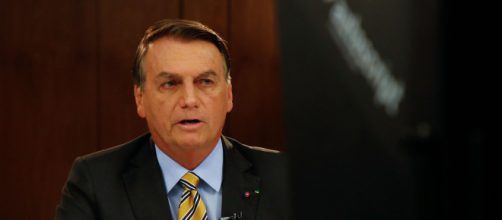 Bolsonaro fala sobre vacinas em pronunciamento (Anderson Riedel/PR)