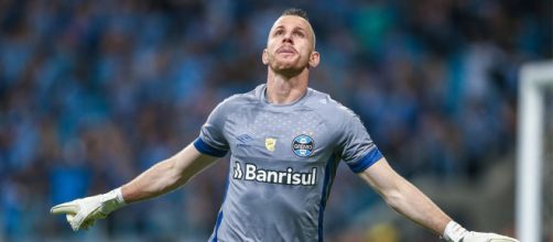 Gr&ecirc;mio dar&aacute; oportunidades a Paulo Victor por vitrine (Lucas Uebel/Gr&ecirc;mio)