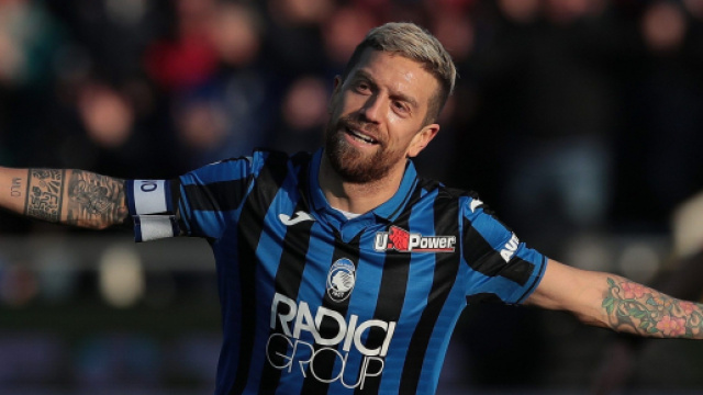 Calciomercato Milan: idea Papu Gomez se parte Calhanoglu, piacciono Icardi e Cengiz Under.