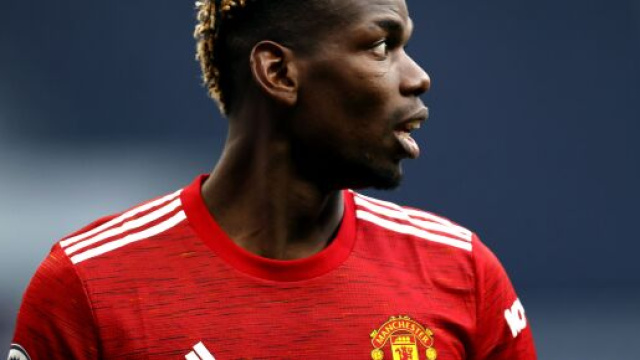 In foto Pogba, centrocampista del Manchester United.