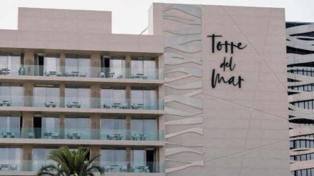 Giallo Ibiza, la mamma di Elena: 'Era felice con lui', le amiche: 'L'ha uccisa'.