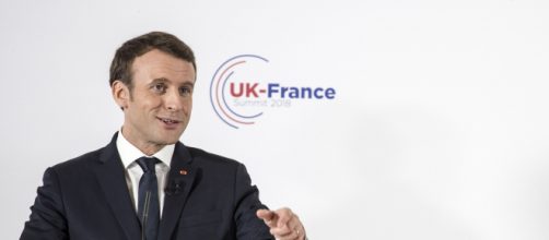 El servicio de seguridad actu&oacute; r&aacute;pidamente para separar al presidente Macron de su agresor. (Fuente: flickr.com)