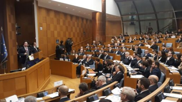 Camera deputati, bando per 65 segretari parlamentari.