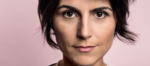 Manuela D&acute;&Aacute;vila &eacute; um dos principais alvos da mil&iacute;cia digital bolsonarista. (Arquivo Blasting News)