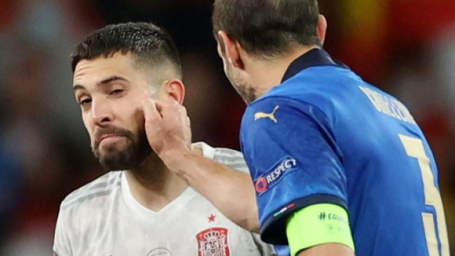 Photos captures d'&eacute;cran photo youtube chiellini alba