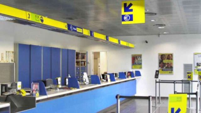 Assunzioni: Poste Italiane cerca addetti allo sportello diplomati.