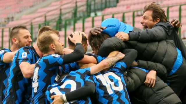 L'esultanza dell'Inter dopo un gol.
