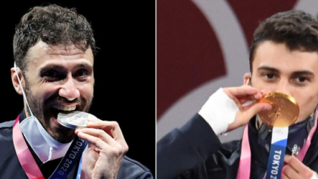 Gli azzurri baciano la medaglia: &egrave; festa italiana a Tokyo.