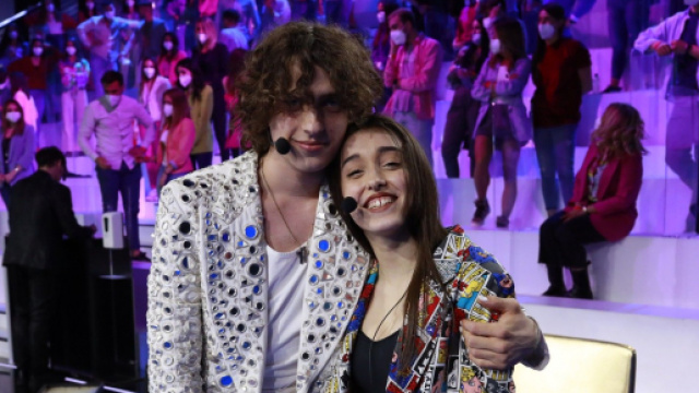 Sangiovanni e Giulia Stabile potrebbero prendere parte a C'&egrave; Posta per Te.