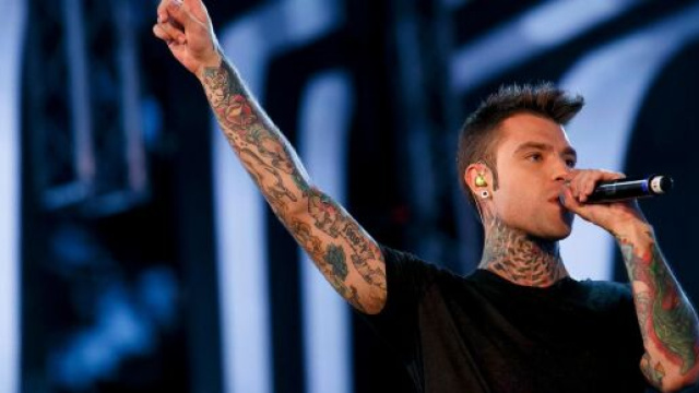 Fedez perseguitato dal Codacons sbotta: 'Li citer&ograve; per stalking giuduziario'.