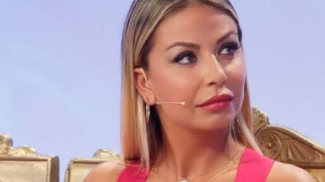 Uomini e Donne, Sabrina Ghio &egrave; malata: 'La biopsia ha rivelato un processo tumorale'.
