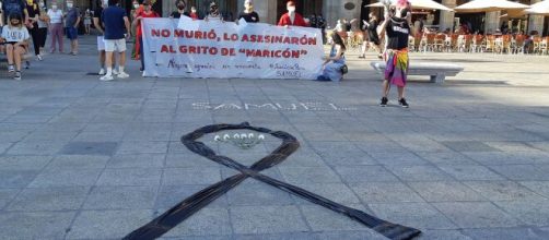 Manifestaci&oacute;n por el asesinato de Samuel Luiz (Wikimedia Commons)