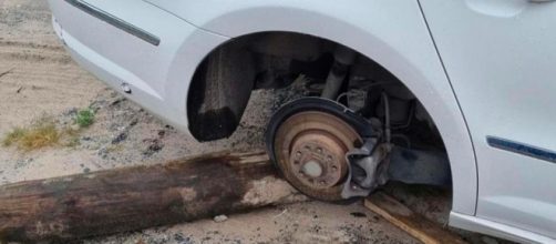 Al ladr&oacute;n no le sirvi&oacute; la rueda del coche (Instagram, p.noyabrsk)