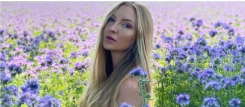 Marta Rentel a&uacute;n no sabe quien ha comprado 'su amor digital' por la escandalosa cifra de 214.000 euros- Instagram (@martirenti)