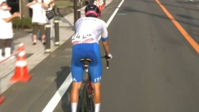 Alberto Bettiol colpito dai crampi alle Olimpiadi di Tokyo
