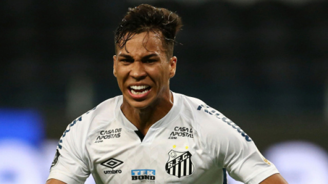 Il Benfica potrebbe beffare Milan e Juve nella corsa a Kaio Jorge.