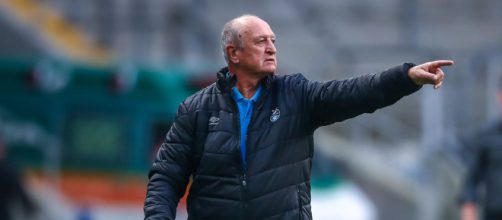 Gr&ecirc;mio quer contratar para deixar zona do rebaixamento (Lucas Uebel/Gr&ecirc;mio)