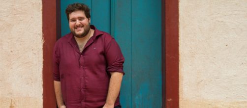 Felipe Hintze ganha felicita&ccedil;&otilde;es (Divulga&ccedil;&atilde;o)