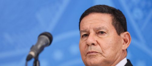 Mour&atilde;o estaria pensando em pedir para sair do governo (Arquivo Blasting News)