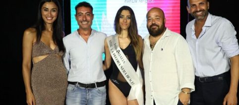 Martina Canonico è stata eletta Miss La Pecora Nera Beach