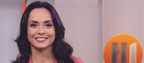 Izabella Camargo ganha parab&eacute;ns por chegada da filha (Reprodu&ccedil;&atilde;o/TV Globo)