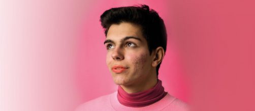 Samantha Hudson, en el ojo del hurac&aacute;n tras salir a la luz unos tuits pol&eacute;micos de 2015 (via wegow.com)