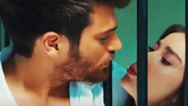 Bay Yanlış, spoiler del 13/07: Ezgi arrestata, Ozgur si autoaccusa.