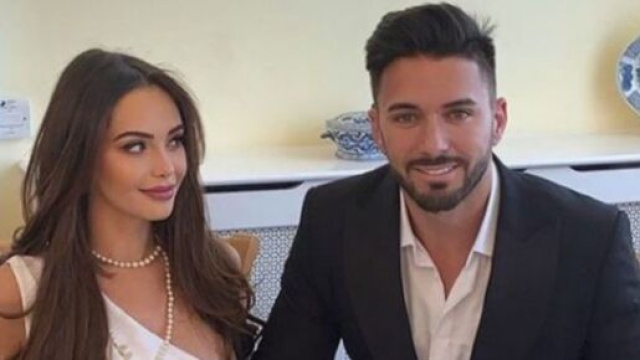 Nabilla et Thomas Vergara cambriol&eacute;s durant leur mariage au ch&acirc;teau de Chantilly - Source : Capture d'&eacute;cran