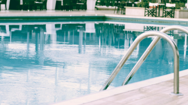 Palermo, muore annegata a 5 anni nella piscina del giardino di casa.