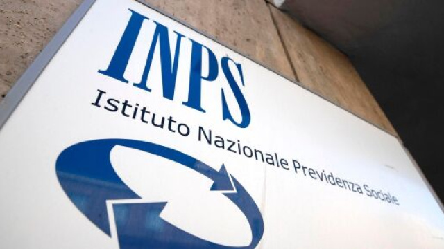 Pensioni con uscita 5 anni prima, procedure Inps entro il 1&deg; settembre.