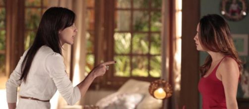 Manuela e Ana se confrontam em 'A Vida da Gente' (Reprodu&ccedil;&atilde;o/Rede Globo)